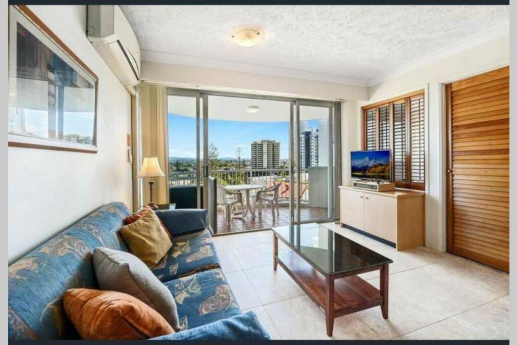 Surfers/Broadbeach Pool View. Free Parking & Wifi Gold Coast Exterior photo
